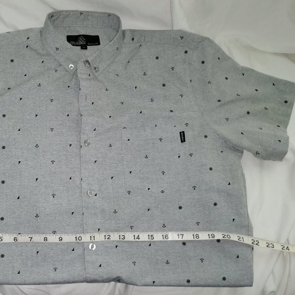 Men's Molokai Surf Co. Short-Sleeved Shirt Anchor Design, Size L, Gently Used - Picture 6 of 6